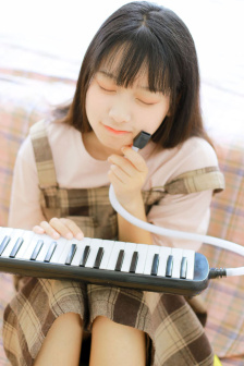 早乙女由依双马尾